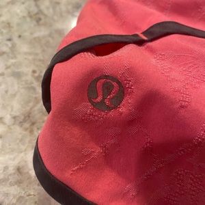 Vintage Lululemon speed up mid-rise lined short